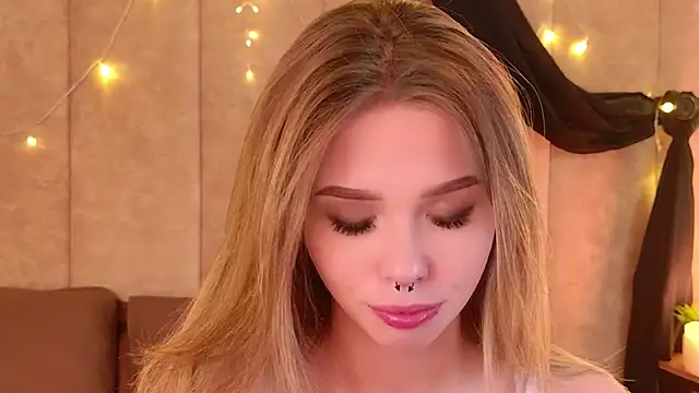 Sierra_Fanen Live XXX chat