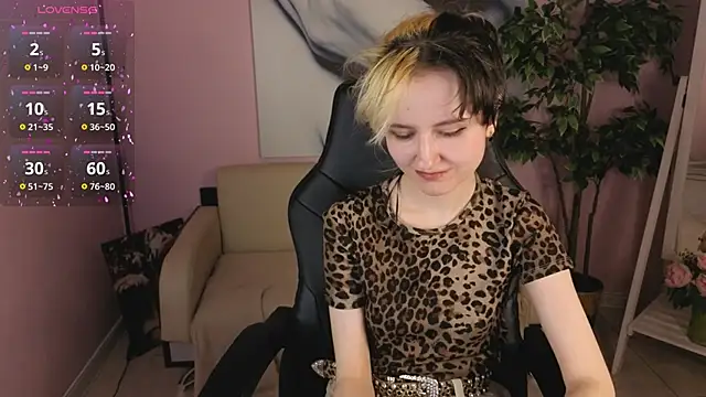 LinaVeritas élő XXX-chatje