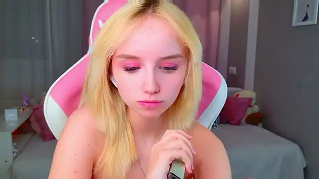 popjenny's Live XXX Chat