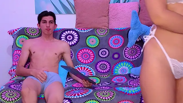 Ana_and_Leo élő XXX-chatje