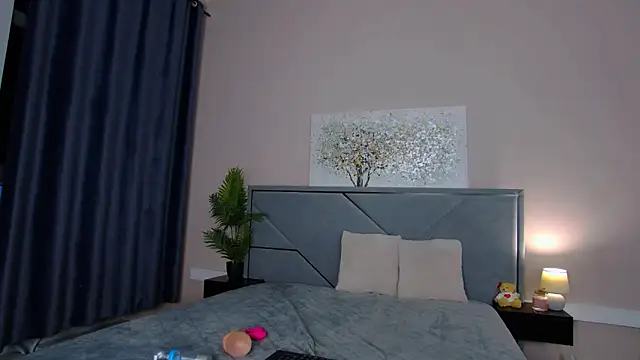 Show modela NicoleRosss na web-kameri