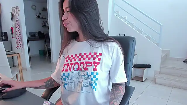 FireTheGun_ live XXX chat