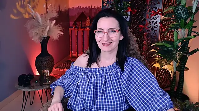 UnaTerra live XXX chat