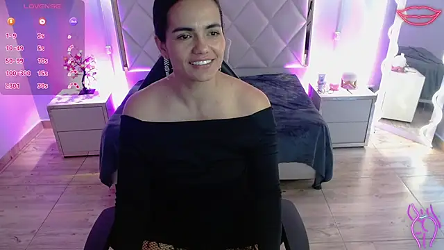 Czat XXX na żywo – Rosalind_tay