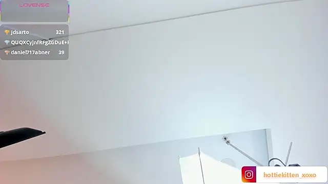 Viollet_xoxo: απευθείας συνομιλία ΧΧΧ