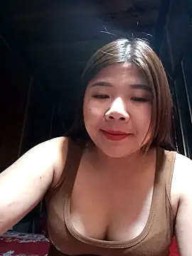 XXX chat uživo modela Lioe_koei