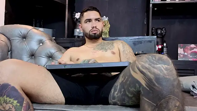 matteosantos Chat XXX in diretta