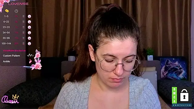 Aminabeatris élő XXX-chatje