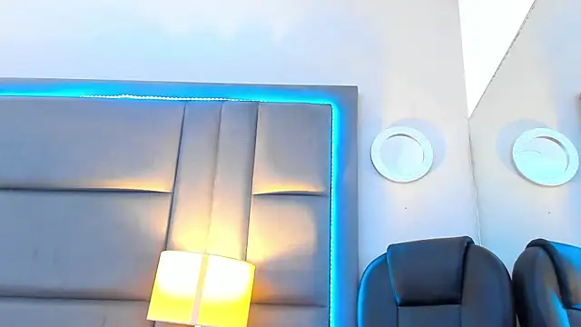 EllaEvanz Obrolan Langsung XXX