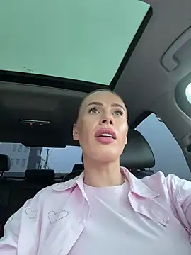 _JessyRey_: απευθείας συνομιλία  ΧΧΧ