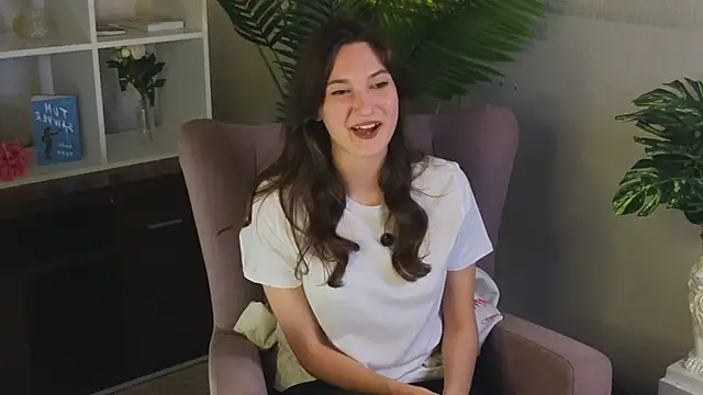 Show modela AlissaYodis na web-kameri