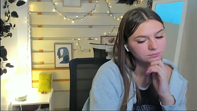 Josephine_Kiss live XXX chat