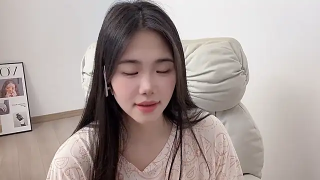 suki-1 Chat XXX live