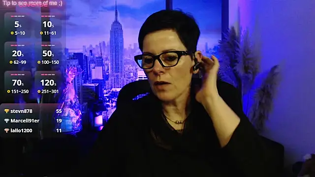 ninarandmann Chat XXX in diretta