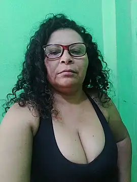 Amarantha25 live XXX chat