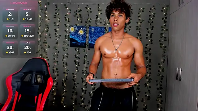 LiamVibes212 现场XXX聊天