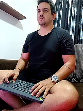 Arturolovern Live XXX chat