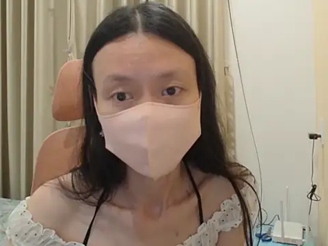 Chat XXX ao vivo de Lil-Cherries