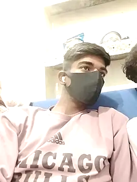 hot_boy_deep1 Show in webcam