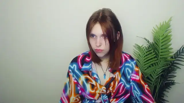 XXX chat uživo modela GuessMe___