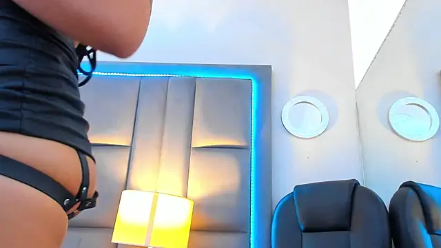 แชท XXX สดของ EllaEvanz