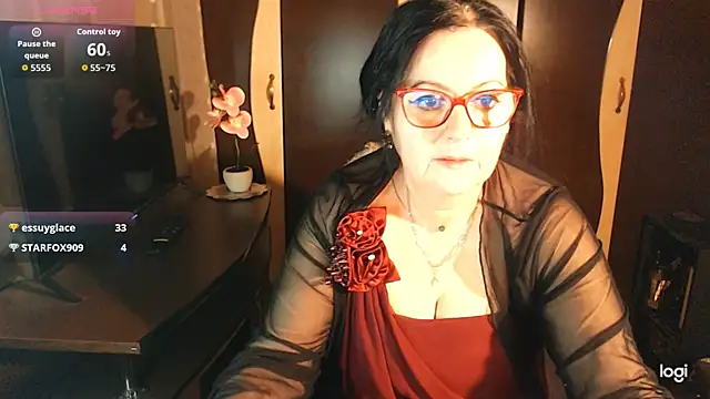 exiMIlf's Live XXX Chat