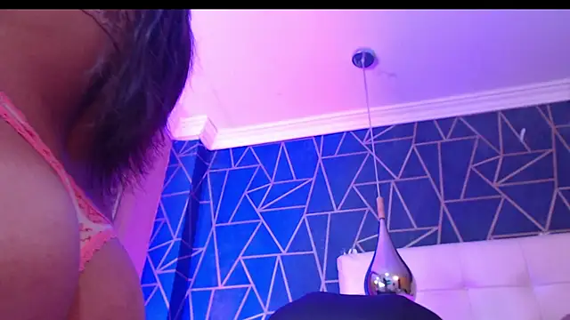 Chat XXX Live CloheBell