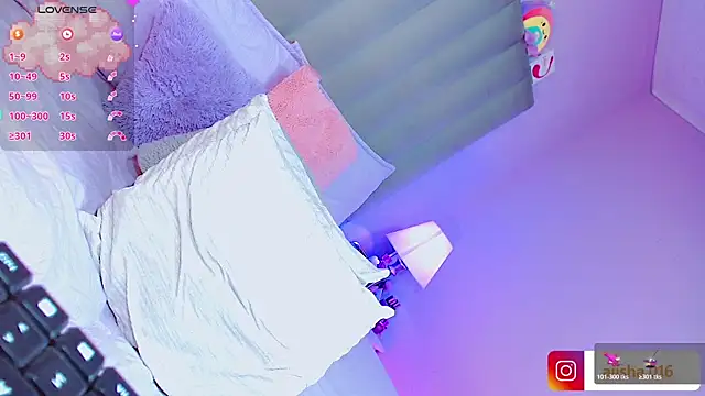 AiishaRose: онлайн-секс-чат