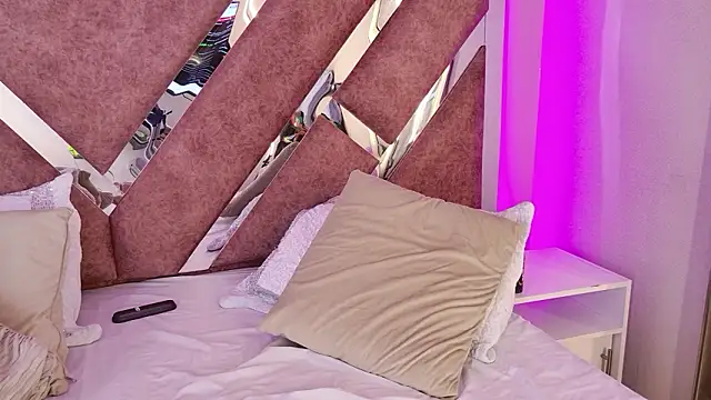 Chatroom XXX en direct de Susa1userma_