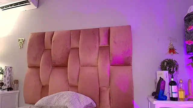 Chatroom XXX en direct de SweetBonniie