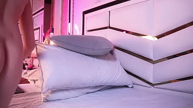 ambar_rosse25's Live XXX Chat