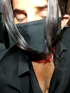 Pooja_Love143 Adlı Modelin Web Kamerası Şovu