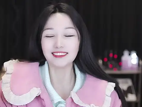 Czat XXX na żywo – Nuyoah-77