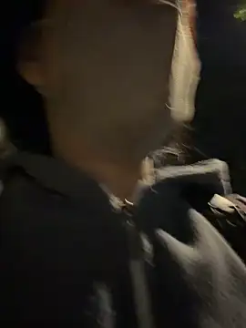 Linh_2004 – Naživo XXX chat