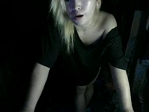 ur_babyjamella Pertunjukan Webcam