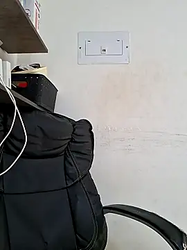 Chat XXX en directo de Sweet-Dirty-Storm