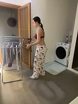 دردشة Just-Lilly الجنسية المباشرة