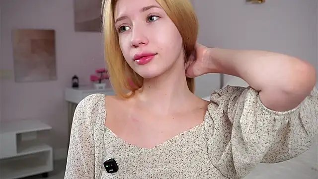 แชท XXX สดของ SunnivaCovil