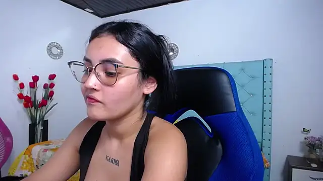 kathe-mills235's Live XXX Chat