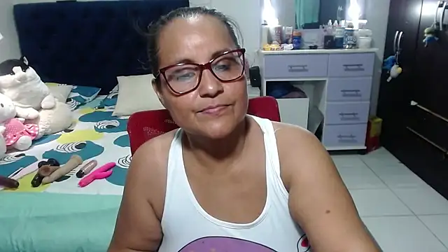 Chat +18 de pervert_mommy_ ao vivo