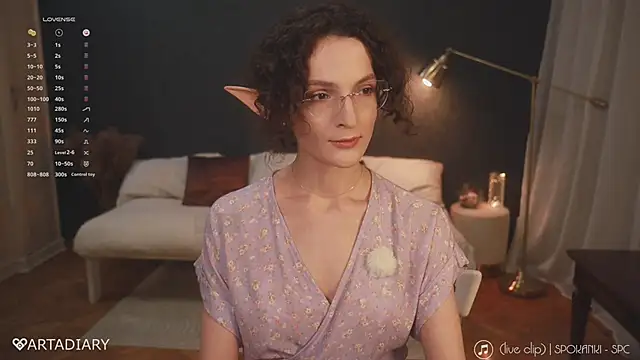 _arta_ live XXX chat