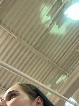 lolabunny9's Webcam Show