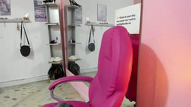 Chat +18 de CAMILA--REY ao vivo