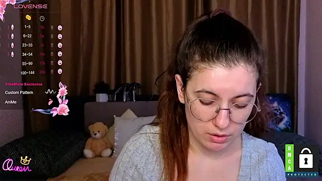 Aminabeatris élő XXX-chatje