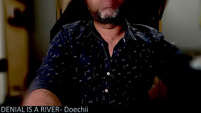 _x_rated_ élő XXX-chatje