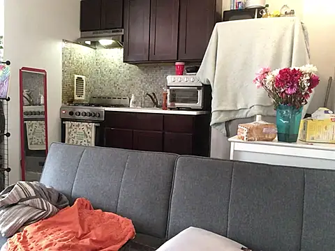 littyleesh1 即時 XXX 聊天