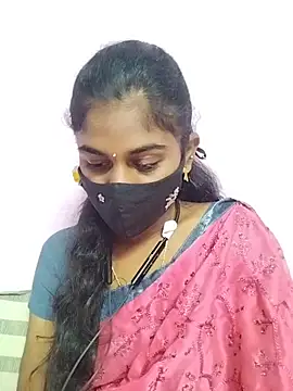 Show modela Tamil_Hot_RoyalQueen na web-kameri