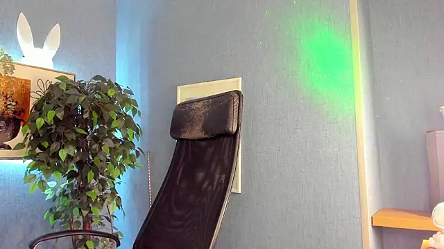 XXX chat uživo modela AlexxSweet