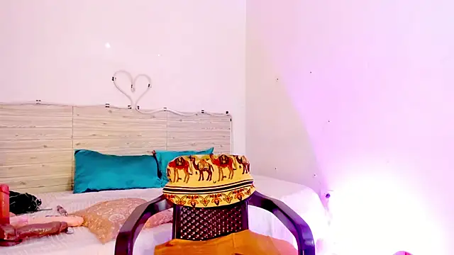 Chatroom XXX en direct de lilahSweet