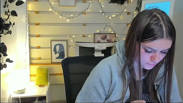 دردشة Josephine_Kiss الجنسية المباشرة